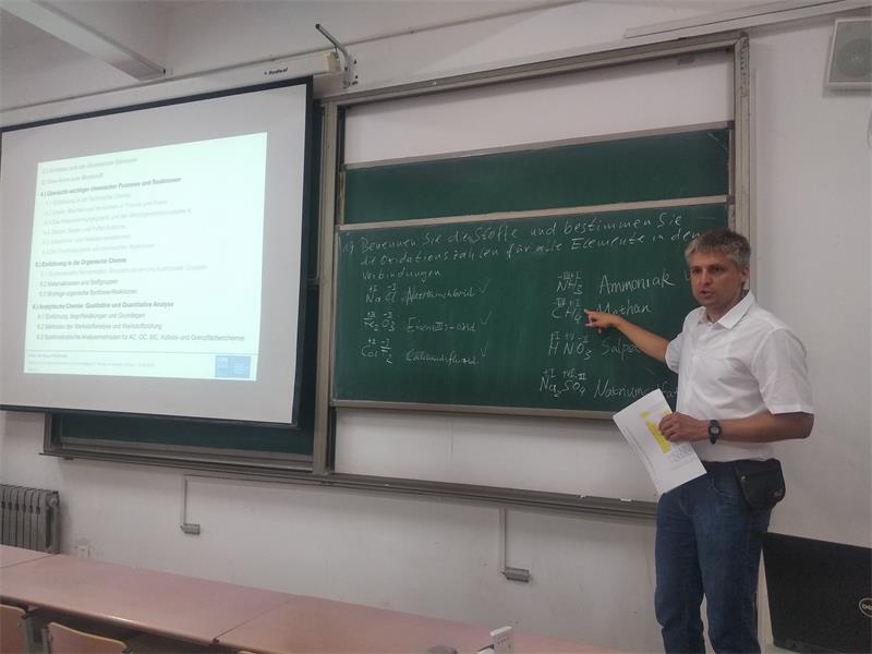 授课1.jpg 授课1.jpg