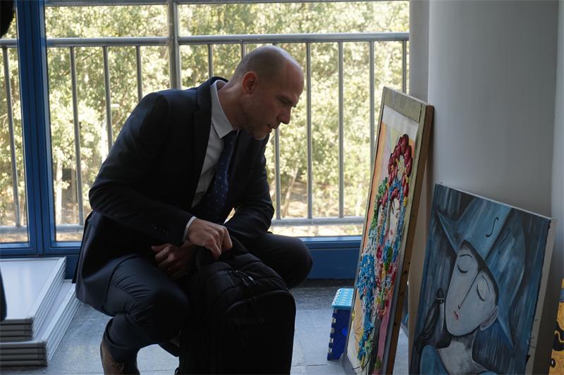 5bc45e43e519e.JPG 5bc45e43e519e.JPG